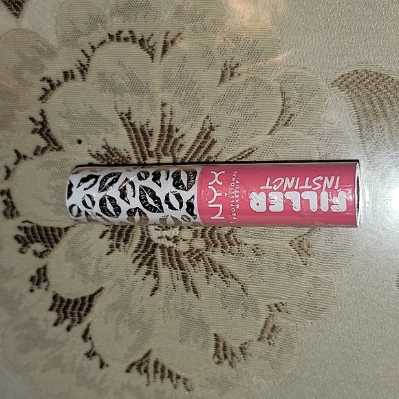 NYX Makeup Nyx Filler Instinct Plumping Lip Balm With Hyaluronic